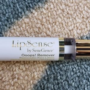 Senegence Oops Remover